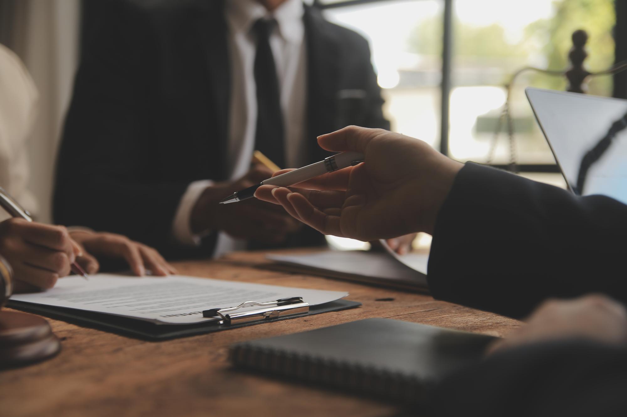 Court representation and litigation support for civil and commercial cases